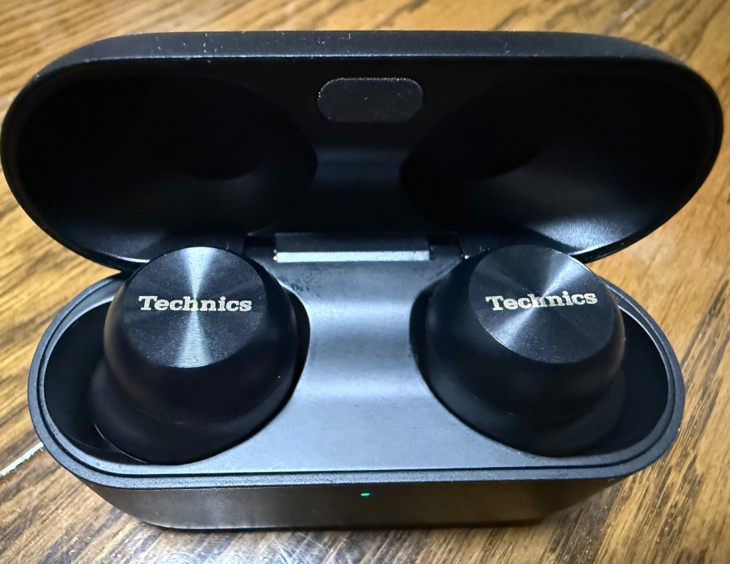 Technics ワイヤレスイヤホン EAH-AZ100 ブラック 新品同様品 TECHNICS ( テクニクス ) EAH-AZ100-K ブラック 完全ワイヤレス