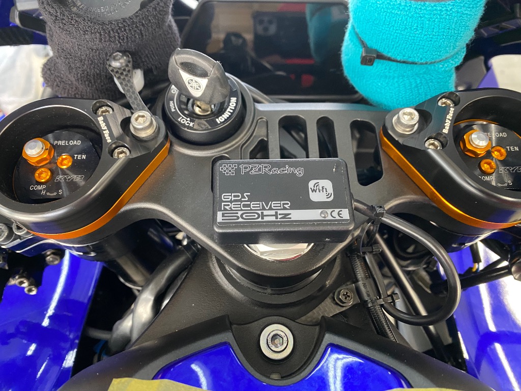 在庫有り PZRacing ダッシュボード用GPSレシーバー YA700 YAMAHA YZF