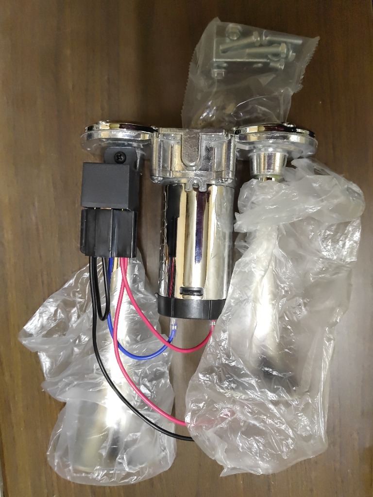 12vエアーコンプレッサー一体エアタンク ラッパ ホーン エアーホーン ヤンキーホーン 12V コンプレッサー ラッパ