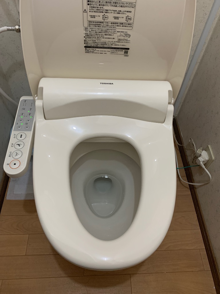 SCS-T160S(N) 東芝 温水洗浄便座 TOSHIBA SCS-T160S(N) 温水洗浄便座 温水便座 貯湯式 CLEAN WASH