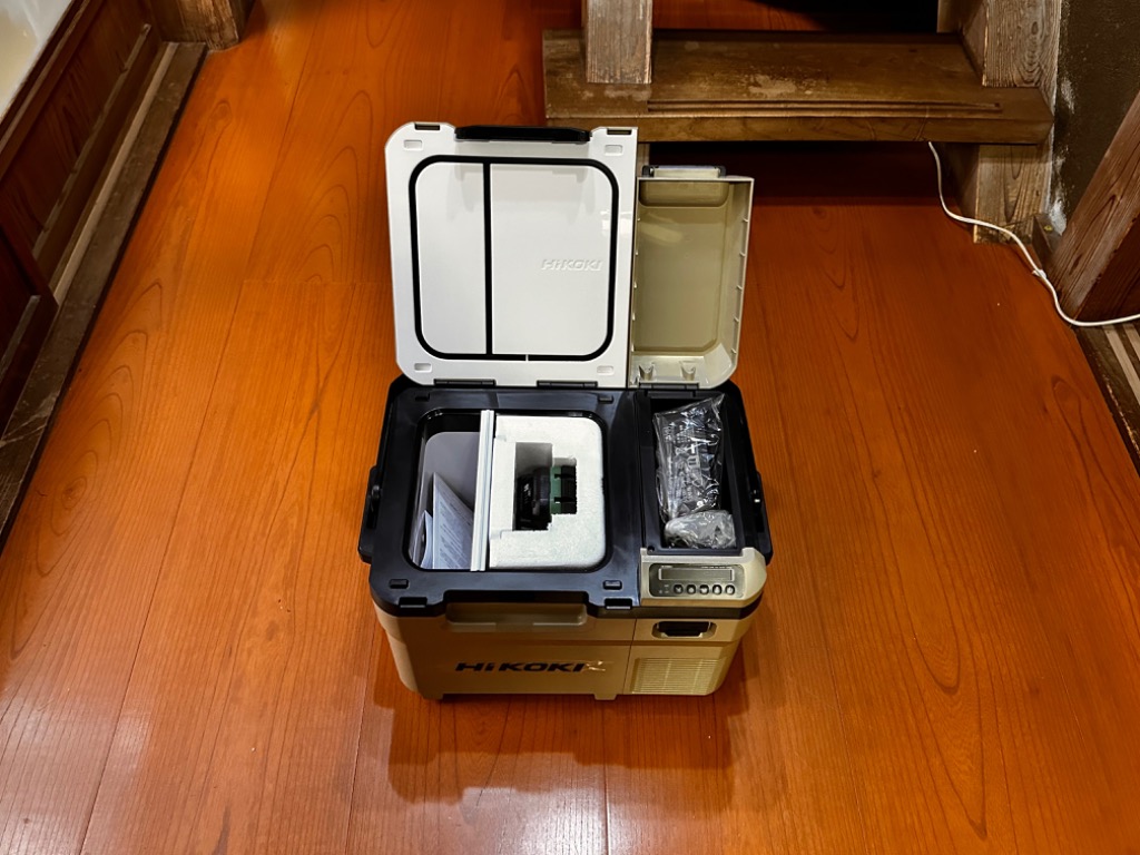 HiKOKI UL18DD（XMBZ）（サンドベージュ） ポータブル冷蔵庫 - 最安値