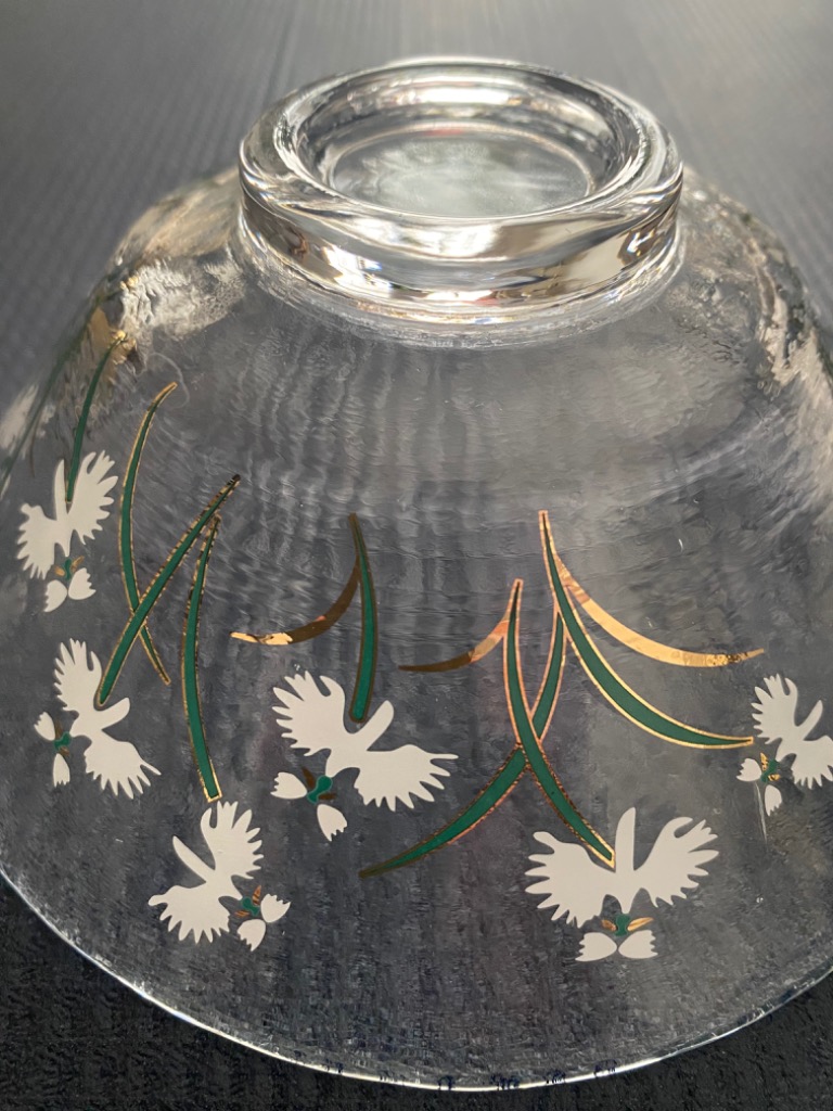 硝子平抹茶碗【鷺草】義山　太武朗作　新品　箱入り ガラス 抹茶碗 平茶碗 義山 鷺草 東太武朗作 （化粧箱） : お