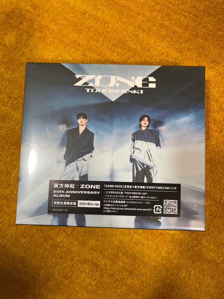 東方神起　ZONE 【初回生産限定盤】(2CD+Blu-ray) ZONE【初回生産限定盤】（2枚組CD＋Blu-ray）｜東方神起｜mu-mo