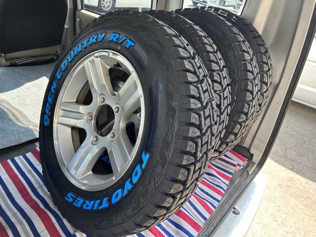 OPEN COUNTRY 25年製 185/85R16 LT ホワイトレター 4本セット OPEN COUNTRY 25年製 185/85R16 LT ホワイトレター 4本セット