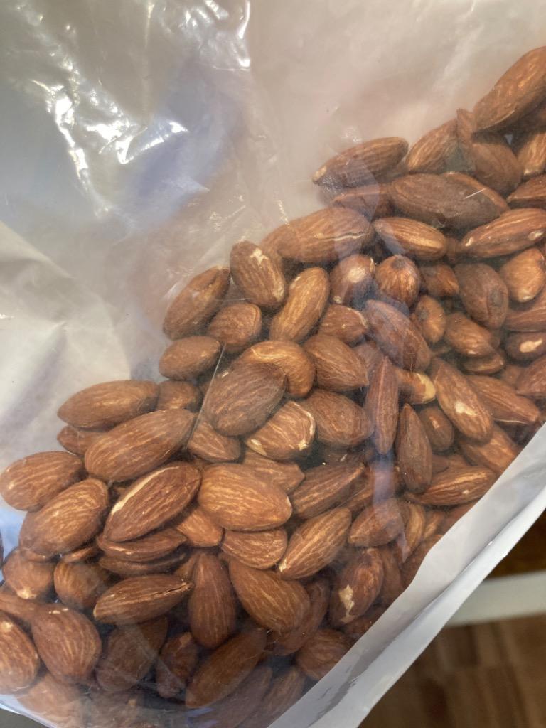 バリュー品 素焼き アーモンド 1kg 食塩無添加 植物油不使用 ナッツ おやつ おつまみ :Value-almond-001:ツリーマーク  メール便専門支店 - 通販 - Yahoo!ショッピング