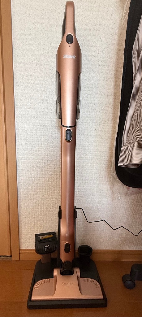 Shark（シャーク） 充電式サイクロンスティッククリーナー CH966J