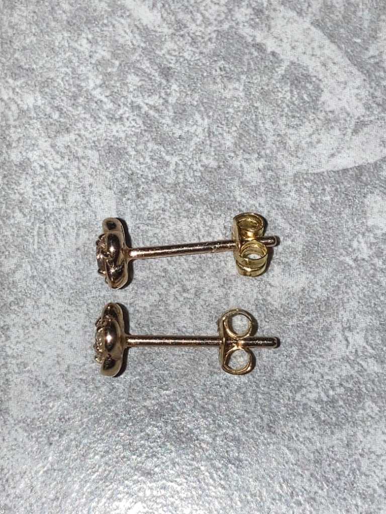 大特価！新品k18刻印あり！キャツアイシリーズピアス