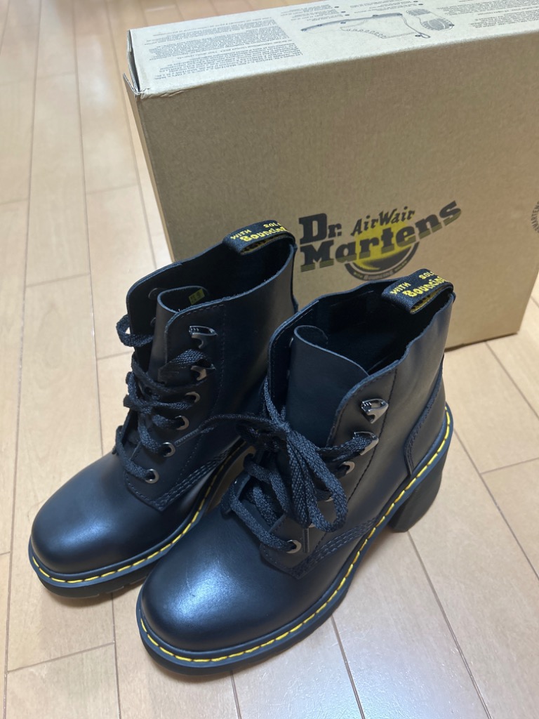Dr.Martens ドクターマーチン 国内正規品 レディース JESY 6TIE Dr.Martens ドクターマーチン 国内正規品 レディース JESY 6TIE