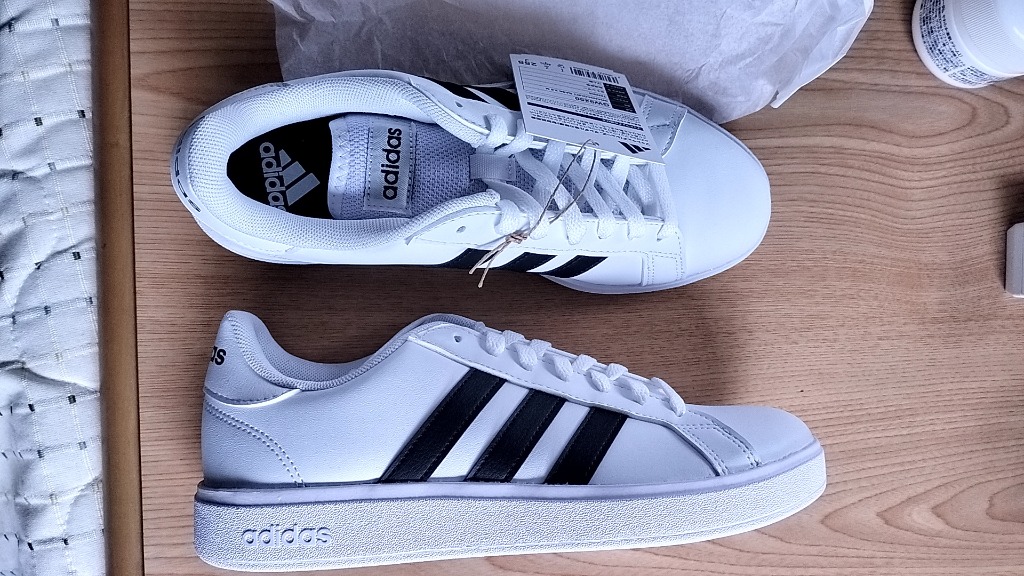 adidas アディダス スニーカー 国内正規品 メンズ レディース