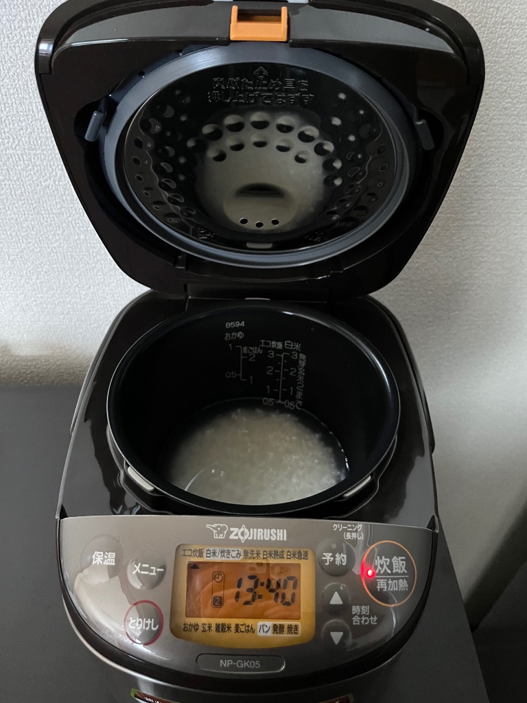 象印 極め炊き NP-GK05-XT （ステンレスブラウン） 極め炊き 炊飯器