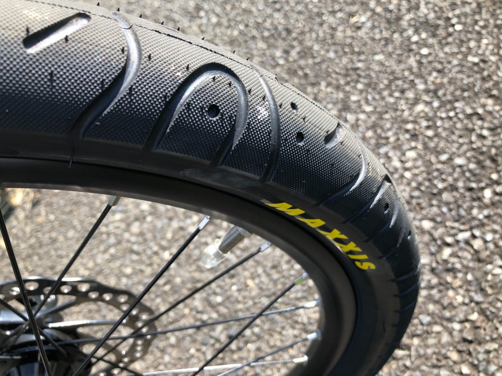 MAXXIS マキシス HOOKWORM フックワーム 20x1.95 ワイヤー - 最