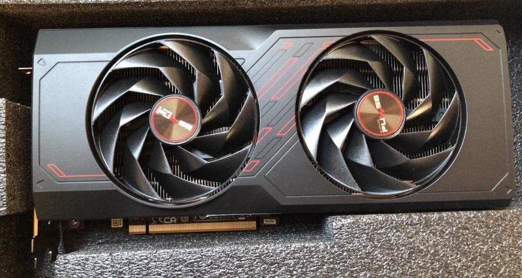 PULSE Radeon RX 7800 XT GAMING 16GB GDDR6 SAP-PULSERX7800XT16GB