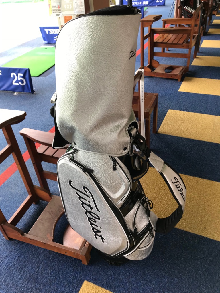 【送料込み】廃盤希少品　超軽量　Titleist グレー キャディバッグ Titleist キャディバッグ