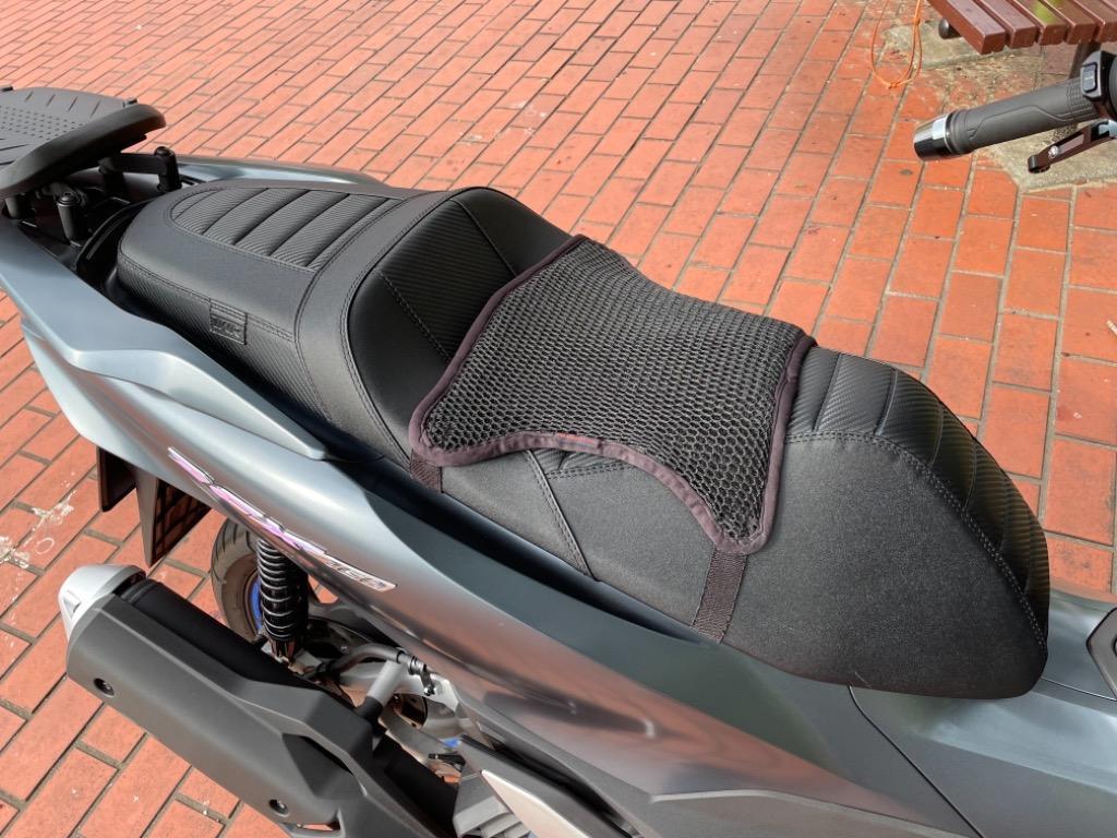 PCX125.160用TWRローダウンシート TWR ローダウンシート PCX125 PCX160（タックロール）TWR製 純正