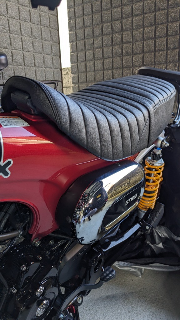 TWR製 ダックス 125タックロール シート BP-B0354 黒 ホンダ シート ローダウンシート DAX125 ダックス125 TWR ST125