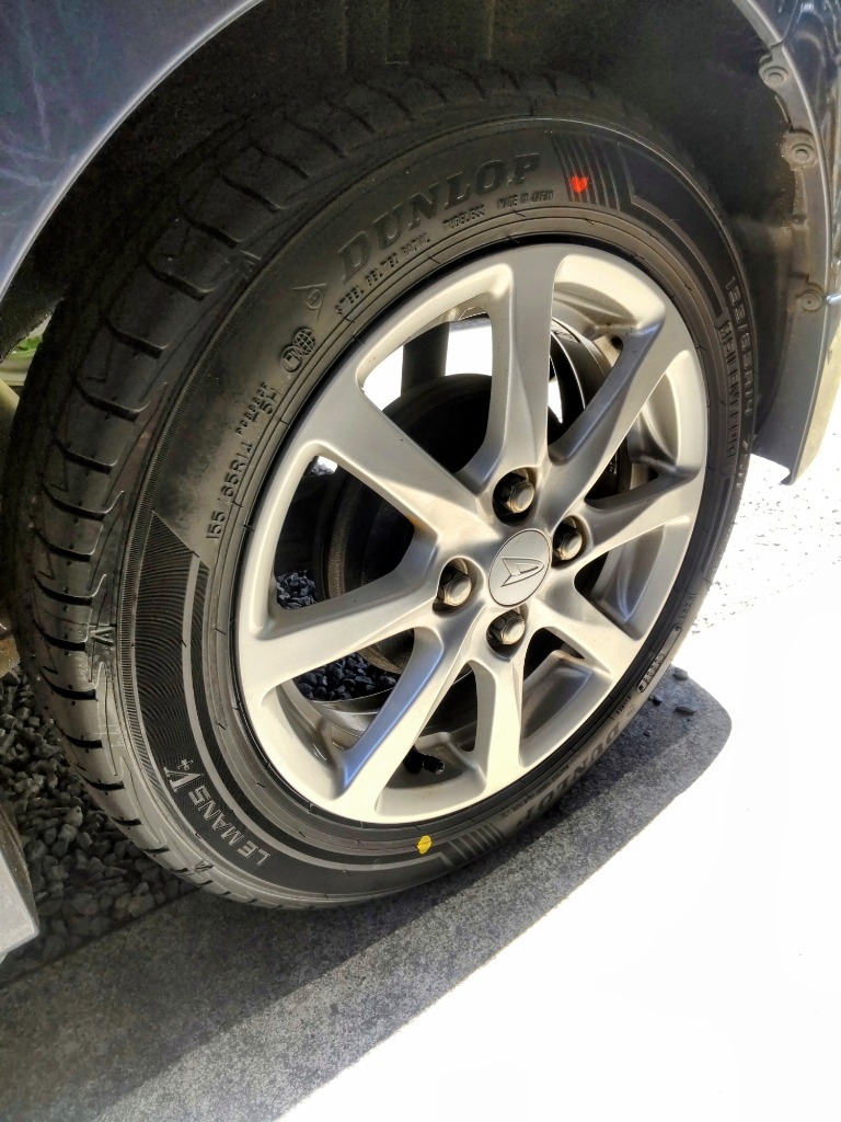 ダンロップ ルマン5 155/65R14 75H バリ溝4本セット 楽天市場】ダンロップ ルマン5プラス 155/65R14 75H◇LEMANS V＋