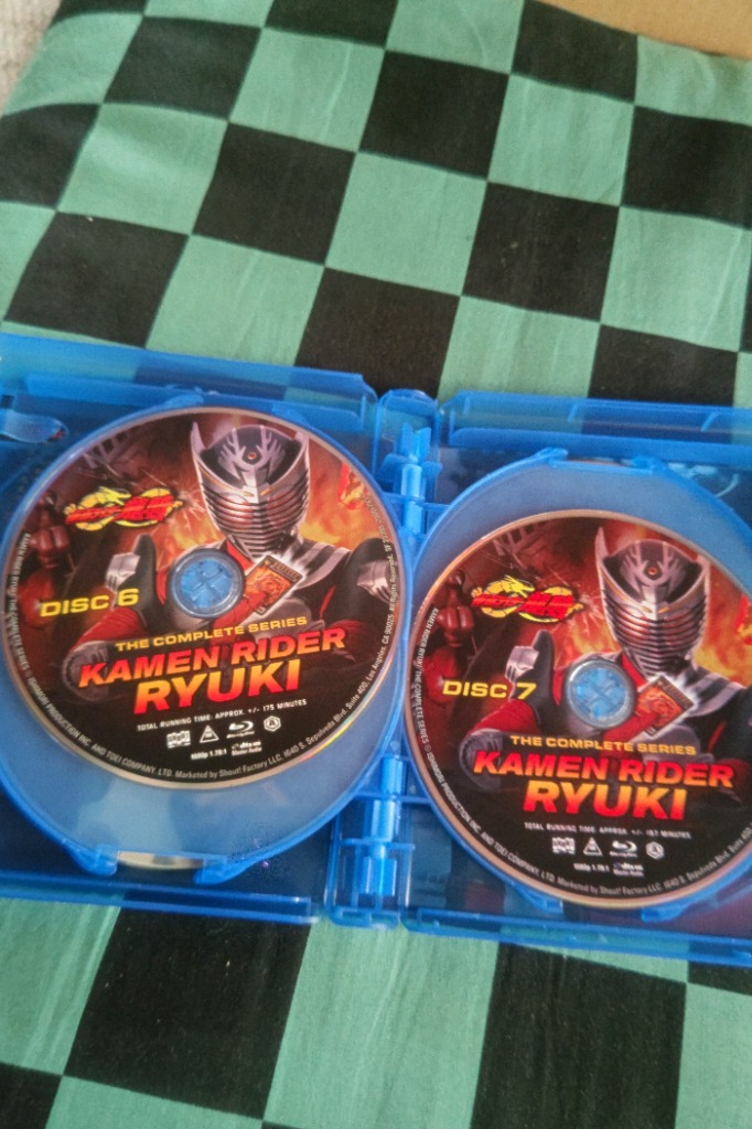 仮面ライダー龍騎 TV版全50話+劇場版BOXセット ブルーレイ Blu