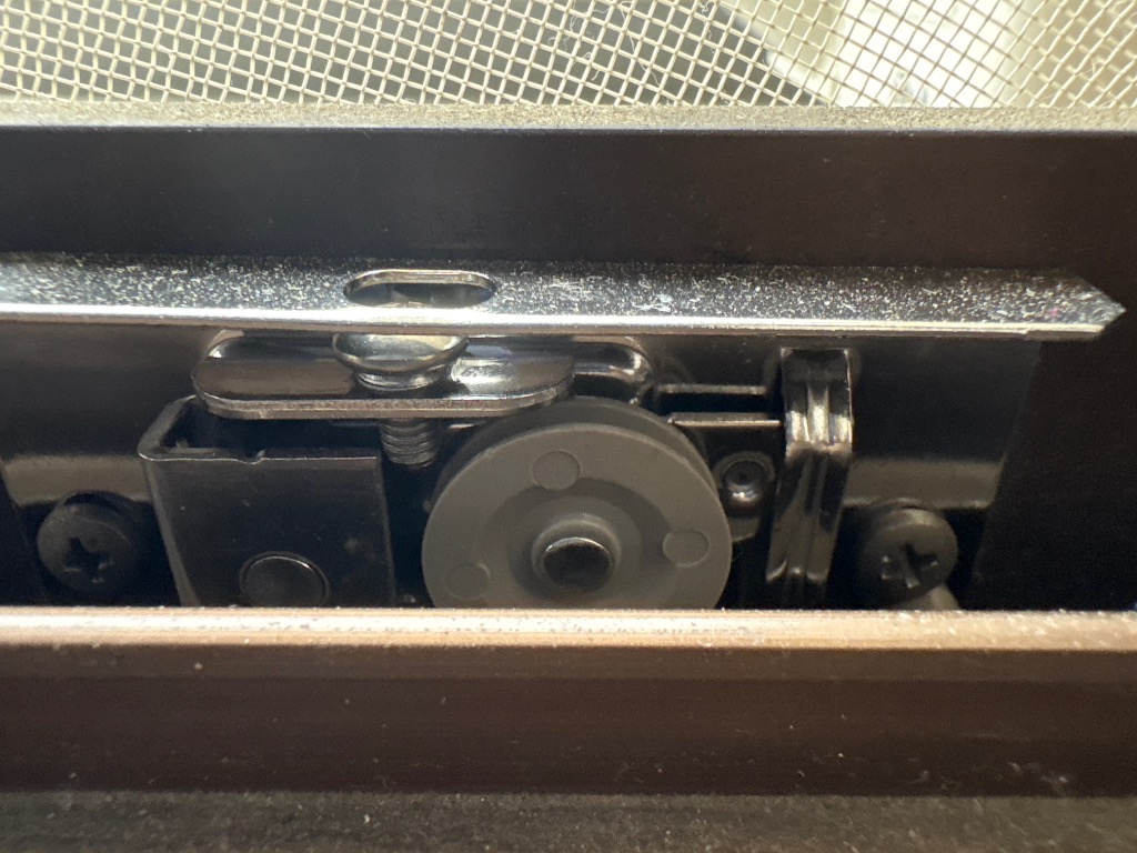 YKK AP YKKビル用網戸戸車 3K12594 取付ねじ付き : 上田パーツ