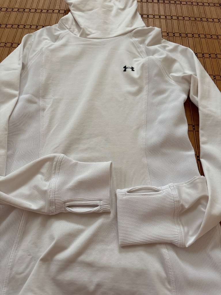 tシャツ UAコールドウェザー ファネルネック シャツ（トレーニング/レディース） レディース UNDER ARMOUR tシャツ UAコールドウェザー ファネルネック