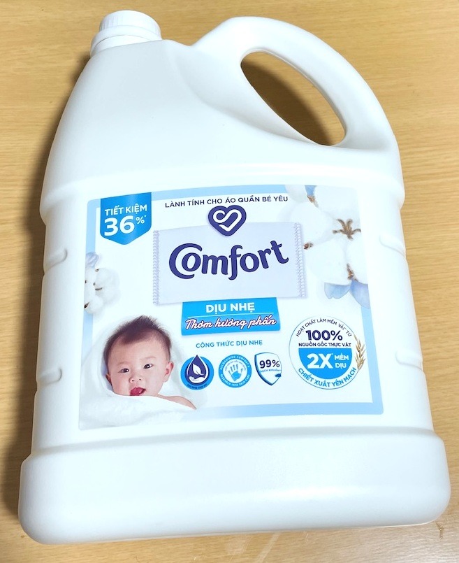 並行輸入品】 柔軟剤 コンフォート 業務用 3.6L 3600ml 家庭用