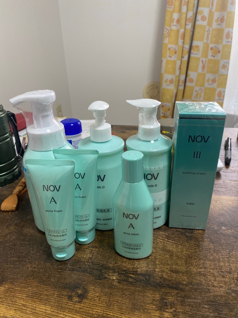 ノブNOV スキンミルク D 300ml ４本、未開封 NOV 常盤薬品 ノブ スキンミルク D 300ml【配送B】 : コスメ