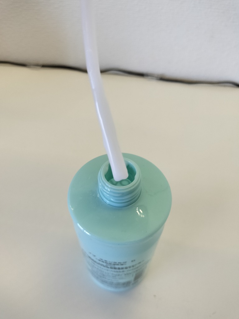 ノブNOV スキンミルク D 300ml ４本、未開封 urbancosme-y_4934651576163