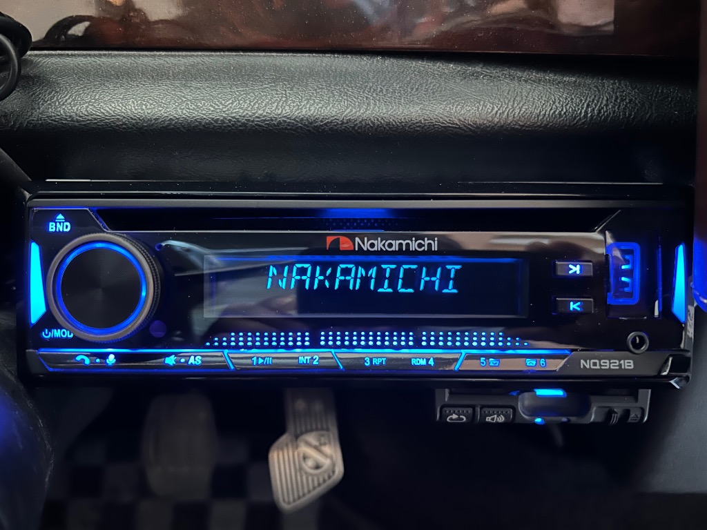 NQ921B Bluetooth/DVD/CD/USB/AM/FM/AUX-IN AVデッキ