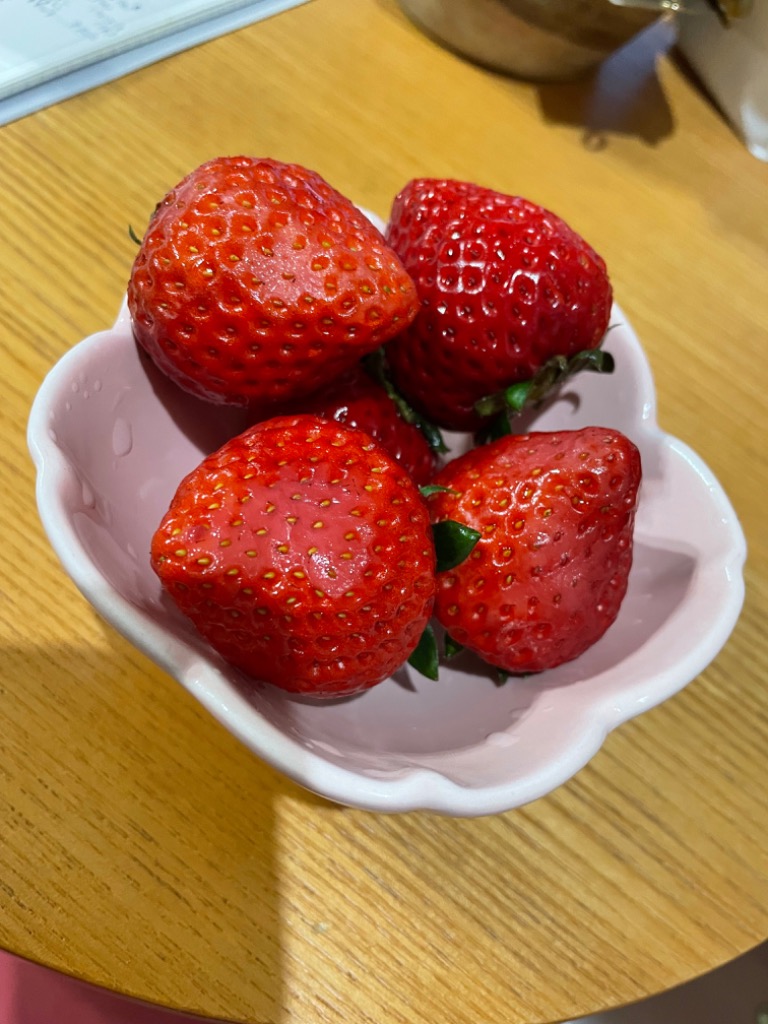 埼玉県オリジナル品種 あまりん M〜Lサイズ 約270g×2P いちご 苺 イチゴ 埼玉県産 グルメ 貴重 大人気 旬の果物