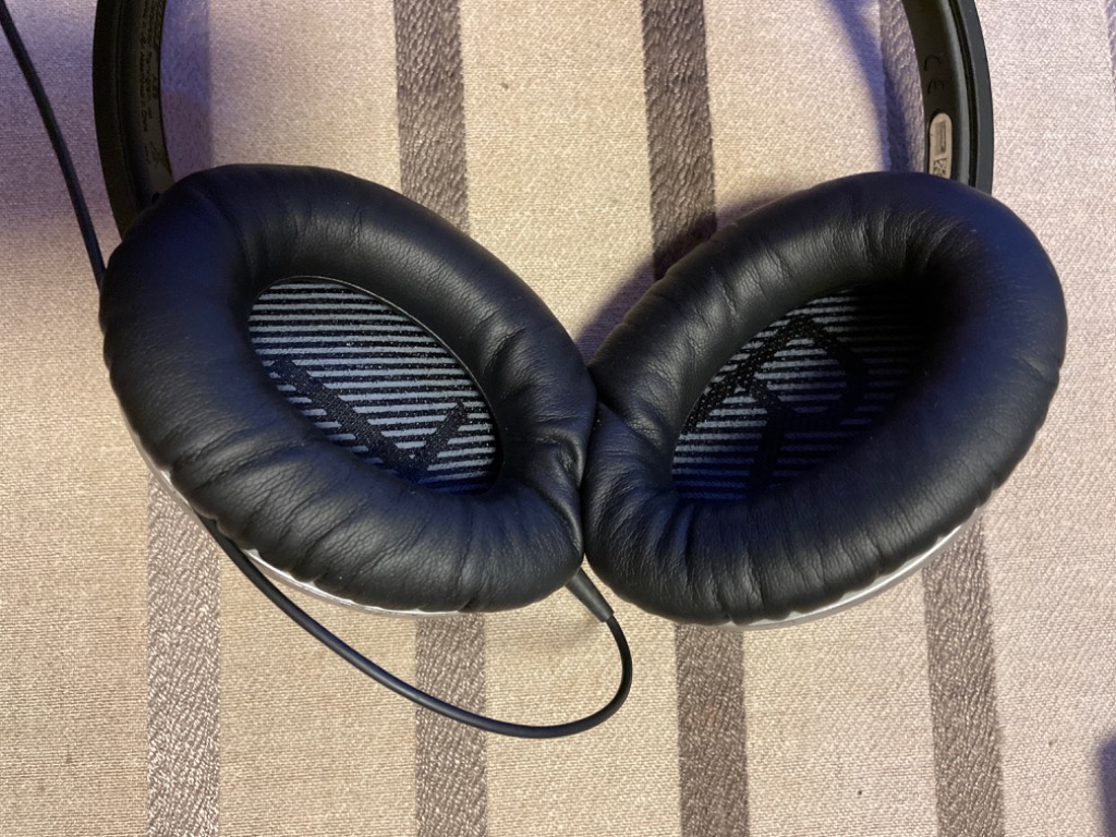 イヤーパッド イヤークッション 左右セット ブラック 交換用 BOSE QC25