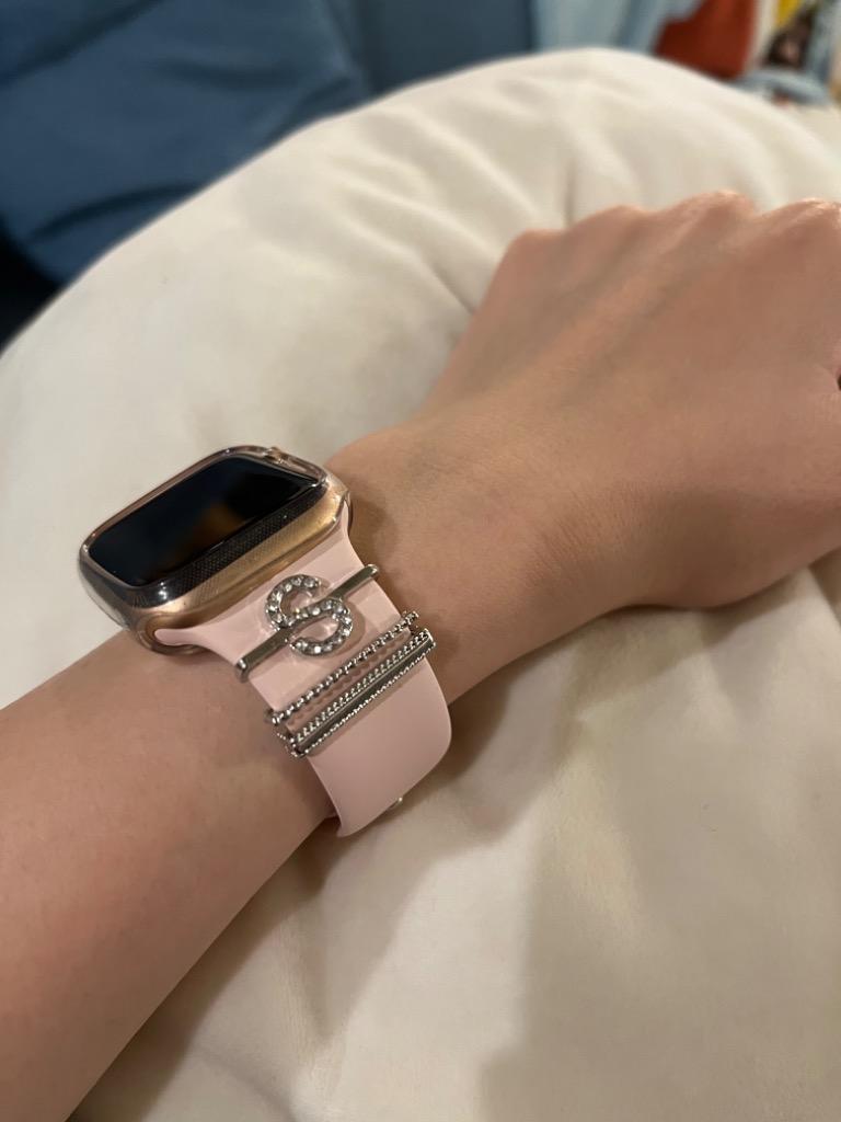 値下げ‼️Apple watch シリコンバンド アクセサリー❣️イニシャル L