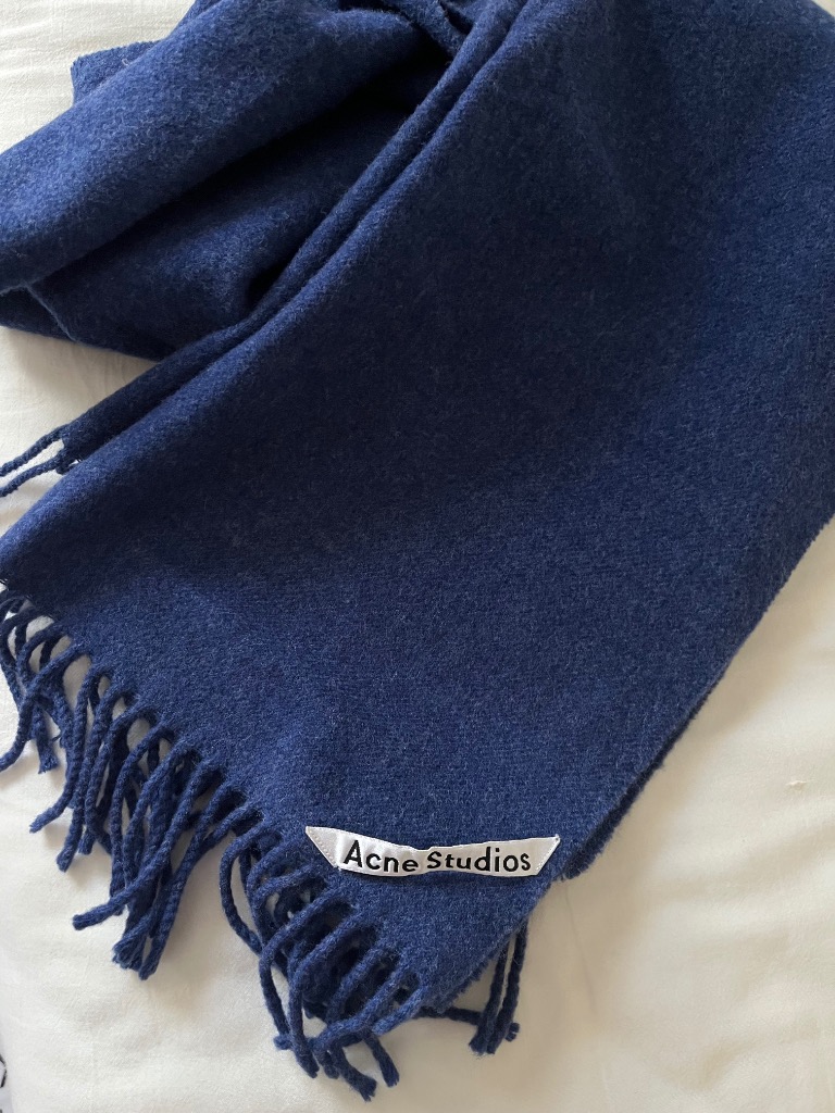 アクネ ストゥディオズ Acne Studios マフラー フリンジ 無地 青