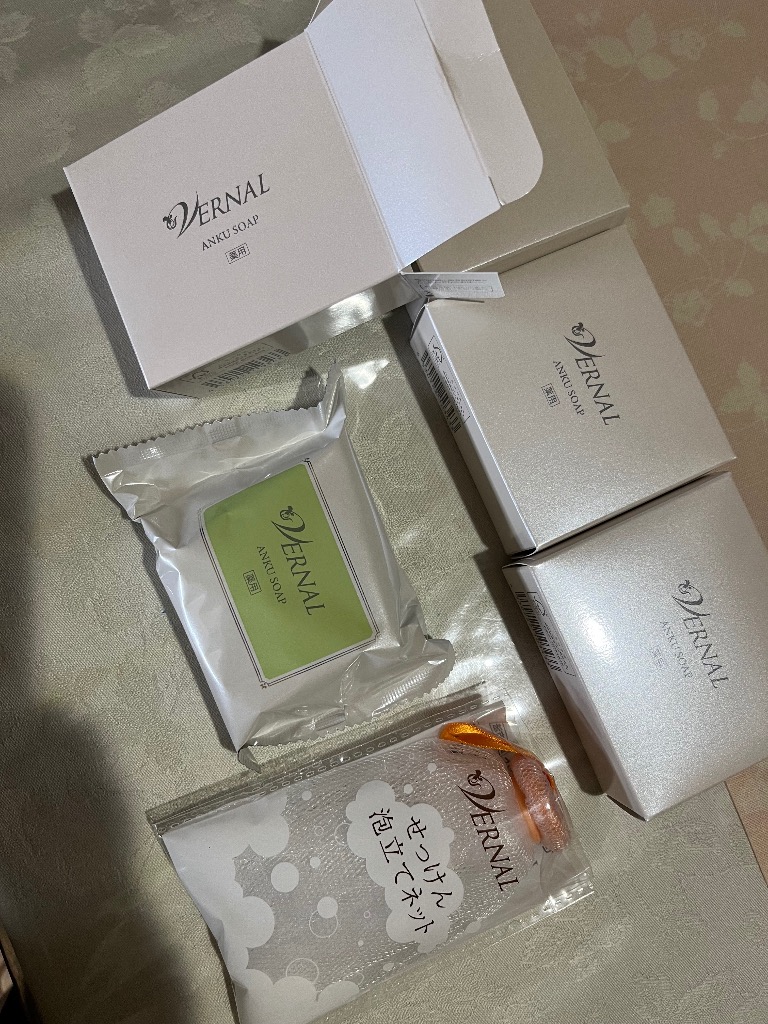 【新品】 VERNAL ベーシックせっけん 4個セット 90g ヴァーナル VERNAL ベーシックせっけん4個セット（アンク4）各90g 洗顔石鹸