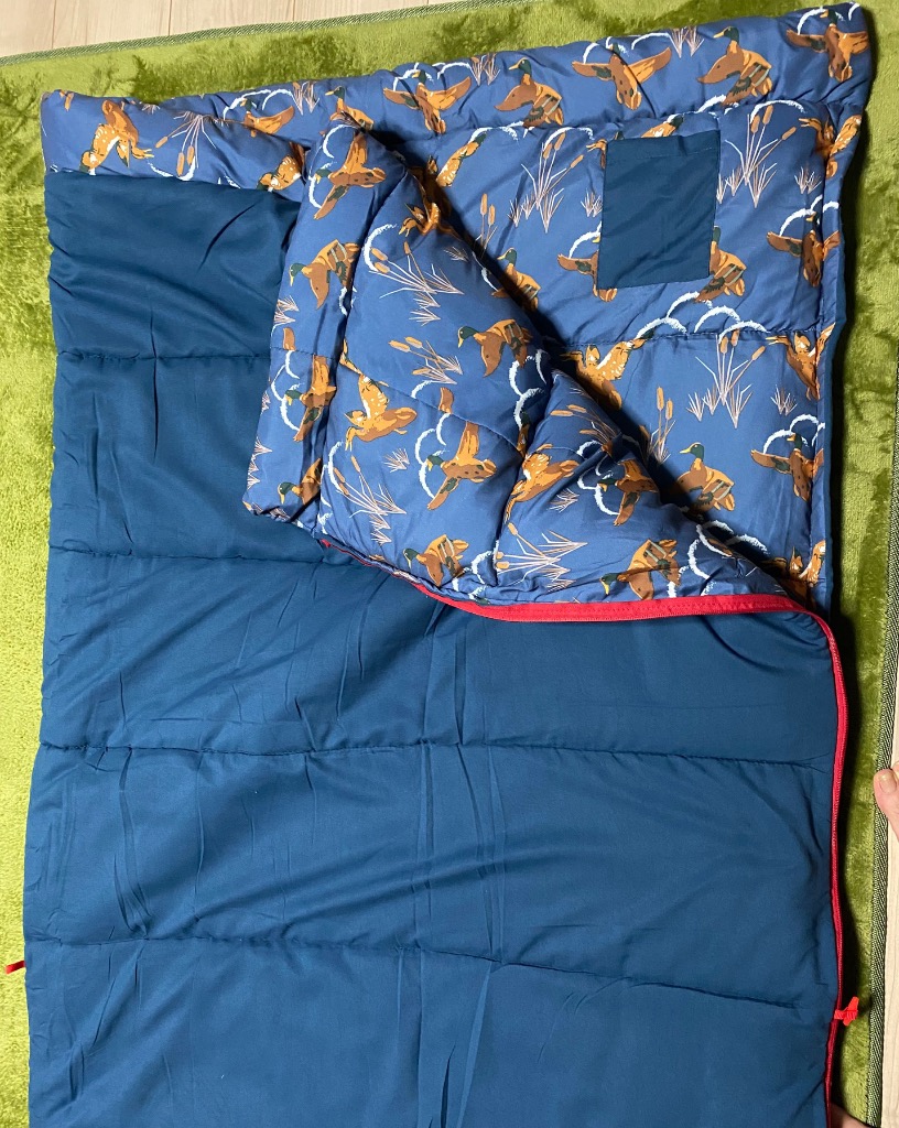 【美品】Coleman（コールマン）の寝袋、コージーⅡ／Ｃ１０（ネイビー）２個 Amazon.co.jp: Coleman(コールマン) 寝袋 コージーII C5 快適