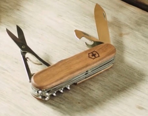 VICTORINOX ビクトリノックス 公式 ハントマン ウッド 正規品
