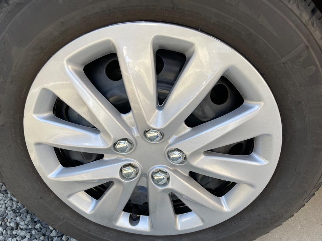 ホイールカバー 14インチ 4枚 1ヶ月保証付き 汎用品 (シルバー