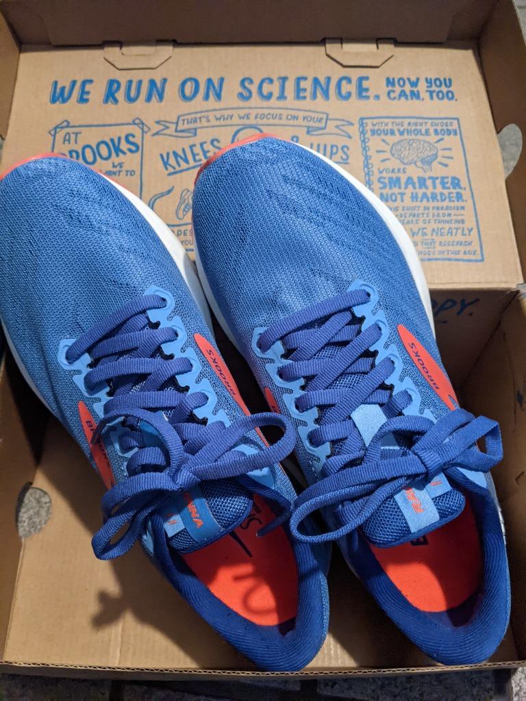 ブルックス　ランニングシューズ　ラベナ7 22センチ　レディース ランニングシューズ レディース ブルックス BROOKS ラベナ11