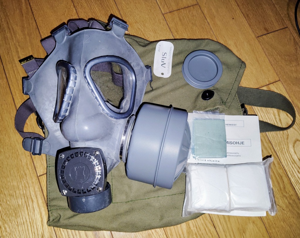 MILITARY 実物 新品 フィンランド軍ガスマスク ミリタリー