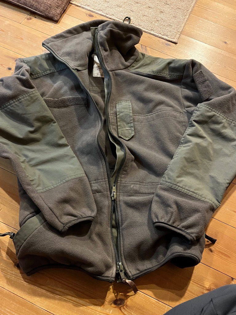 MILITARY 実物 USED オーストリア軍 アルパイン WATERPROOF MILITARY 実物 USED オーストリア軍 アルパイン WATERPROOF