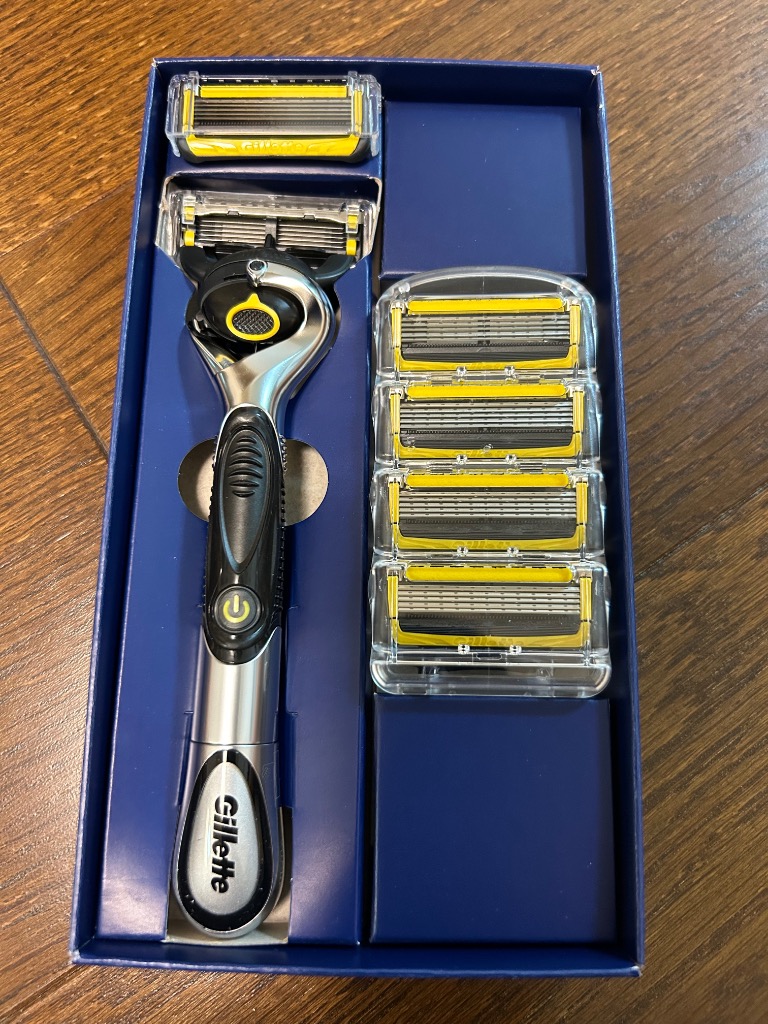 ●Gillette プロシールド 電動 5+1 ホルダー＆替刃6個付 3個セット ポイント5倍】P＆G ジレット プロシールドパワーホルダー 替刃2