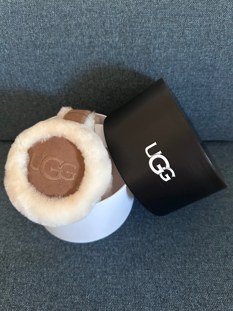 並行輸入品】アグ UGG Sheepskin Embroidery Earmuff イヤーマフ 耳