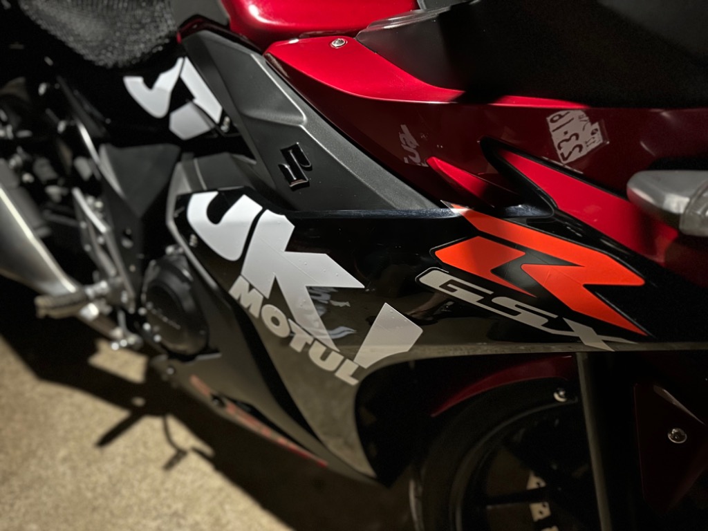 US SUZUKI US SUZUKI:北米スズキ純正アクセサリー GSX-R ロゴデカール