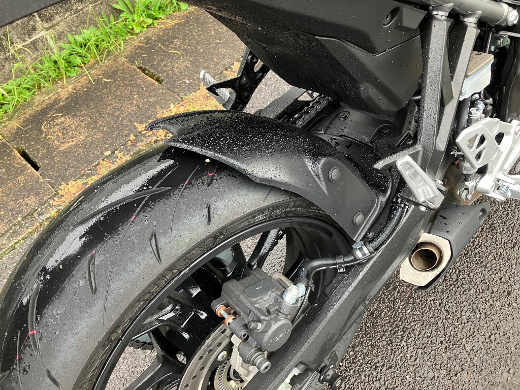 GSX-8S、GSX-8R専用　Puig　プーチ　リヤフェンダー Webike | Puig プーチ リヤフェンダー(Rear Fenders) GSX-8R