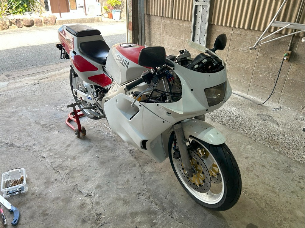 EIGHT(才谷屋) エイト(サイタニヤ) フルカウル TZR250 YAMAHA ヤマハ