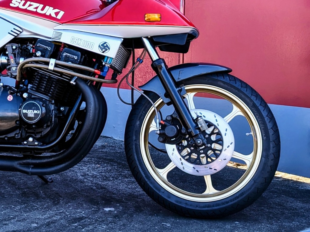 OHNO SPEED オオノスピード ボンネビルフロントフェンダーTYPE1