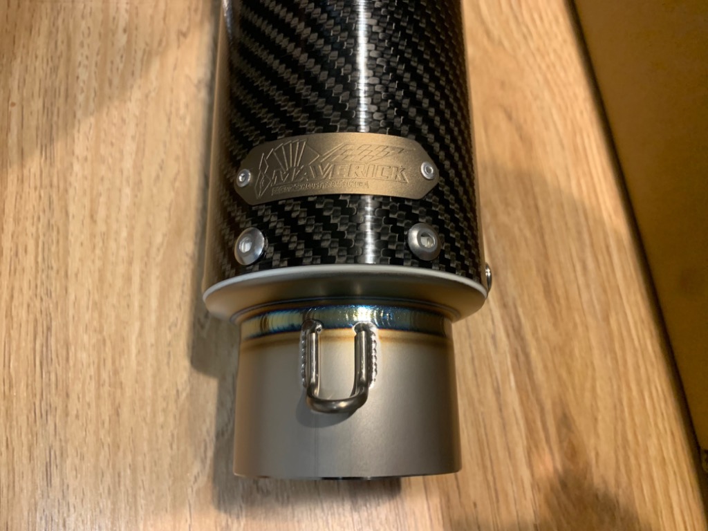 MAVERICK MV83 カーボンサイレンサー3P MAVERICK（バイク） MAVERICK マーヴェリック MV83カーボン