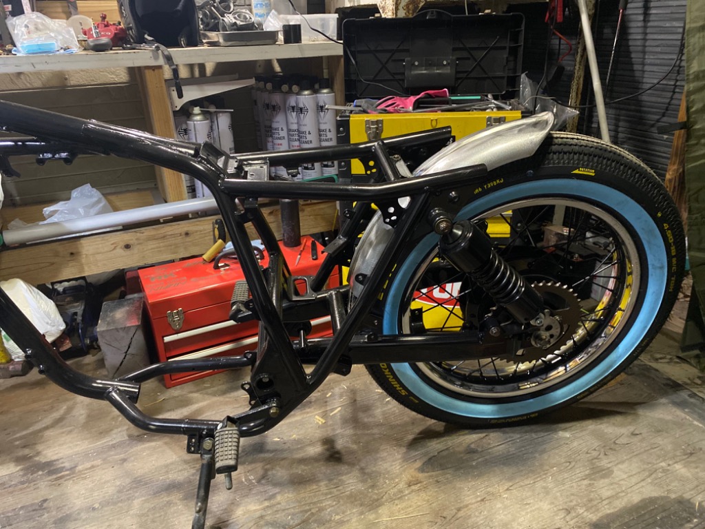 部品屋K&W リブフェンダーキット 250TR KAWASAKI カワサキ リア