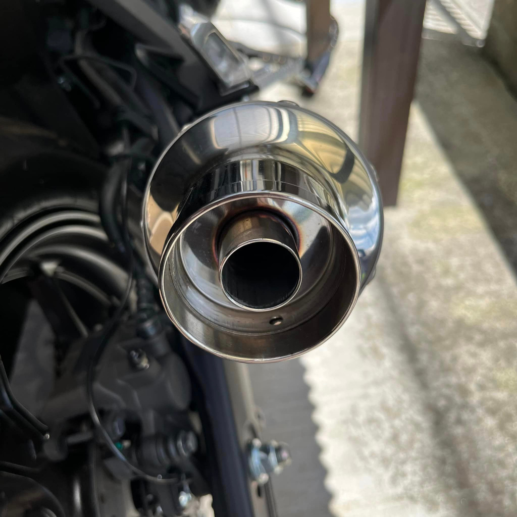 B203-53-008 R-EVO ステンレスサイレンサー SR400/500 RH01J 1個