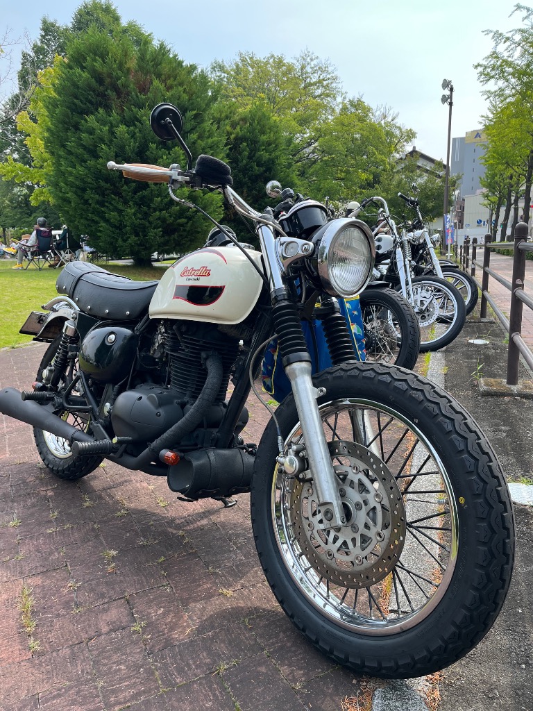 カワサキ（Kawasaki） レトロシート キット カラー：ブラック
