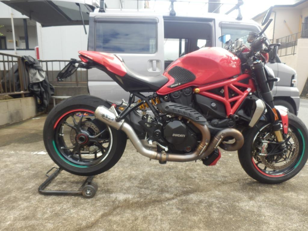 SPARK EXHAUST スパーク マフラー MOTOGP スリップオンマフラー SPARK EXHAUST スパーク マフラー MOTOGP スリップオンマフラー