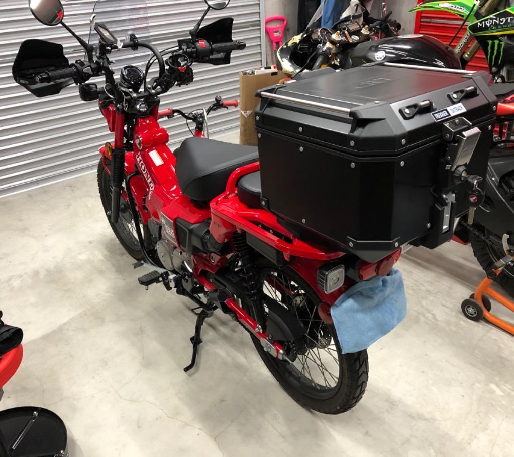 爆買い新作 ユーロライダーGIVI ジビ TREKKER OUTBACK トップケース